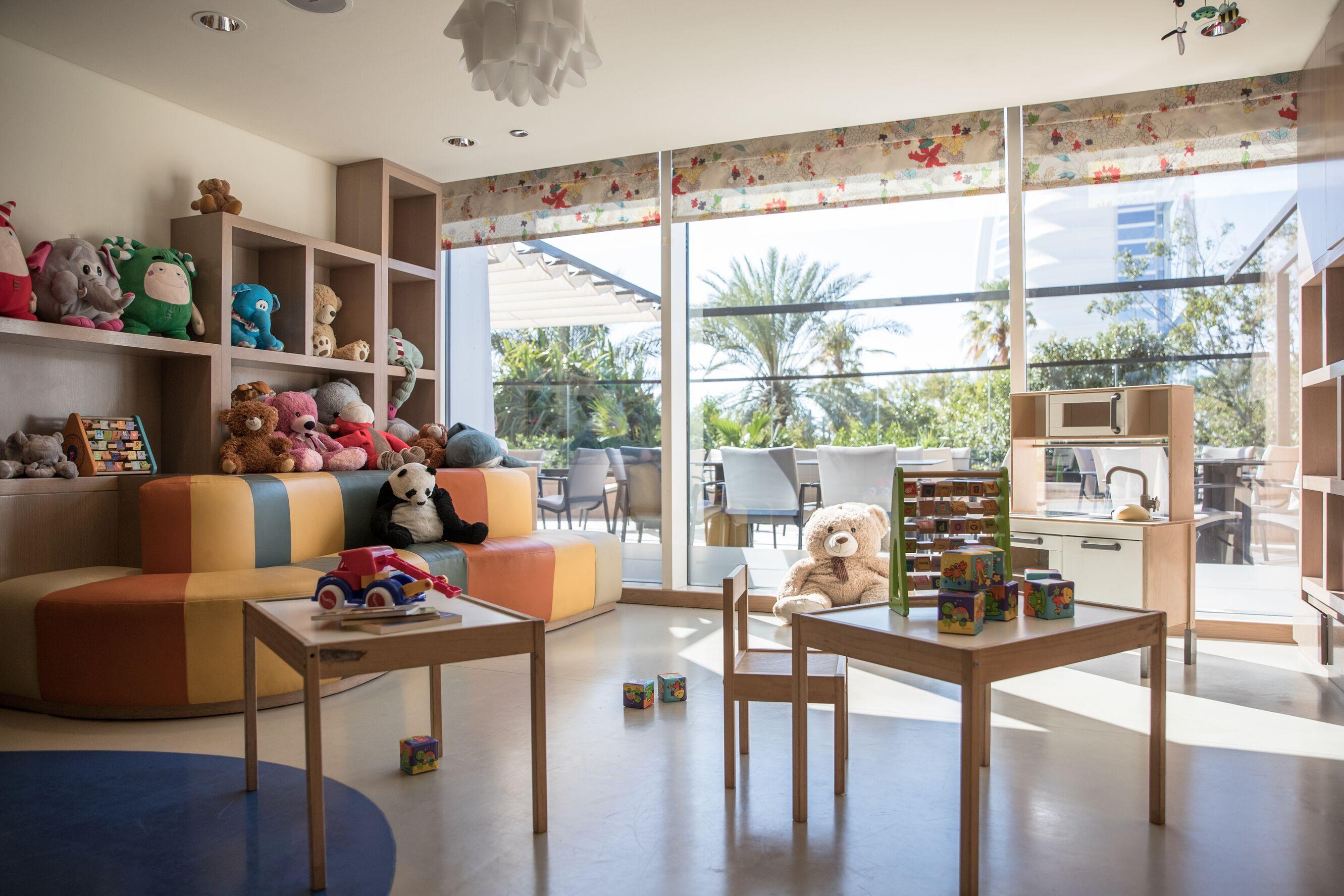 Jumeirah Beach Hotel Dubai Buitenkant foto The nursery